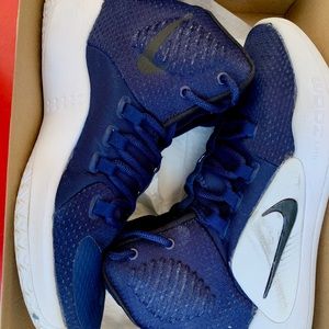 Nike Hyperdunk X TB Basketball Sneaker